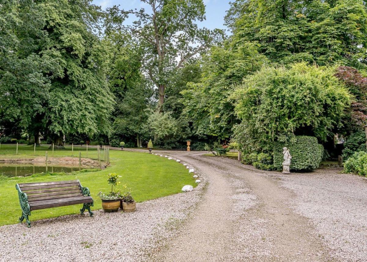 Calthwaite Hall Lodges Exterior photo